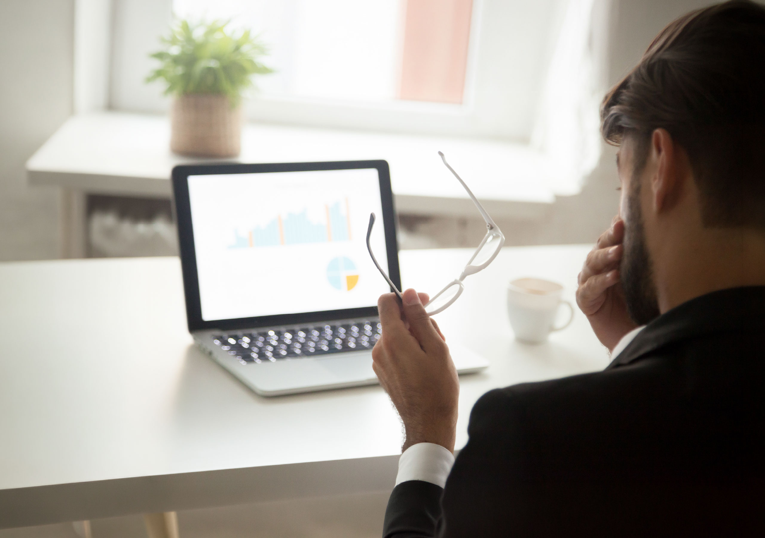 Computer Vision Syndrome: Protection Tips for Professionals