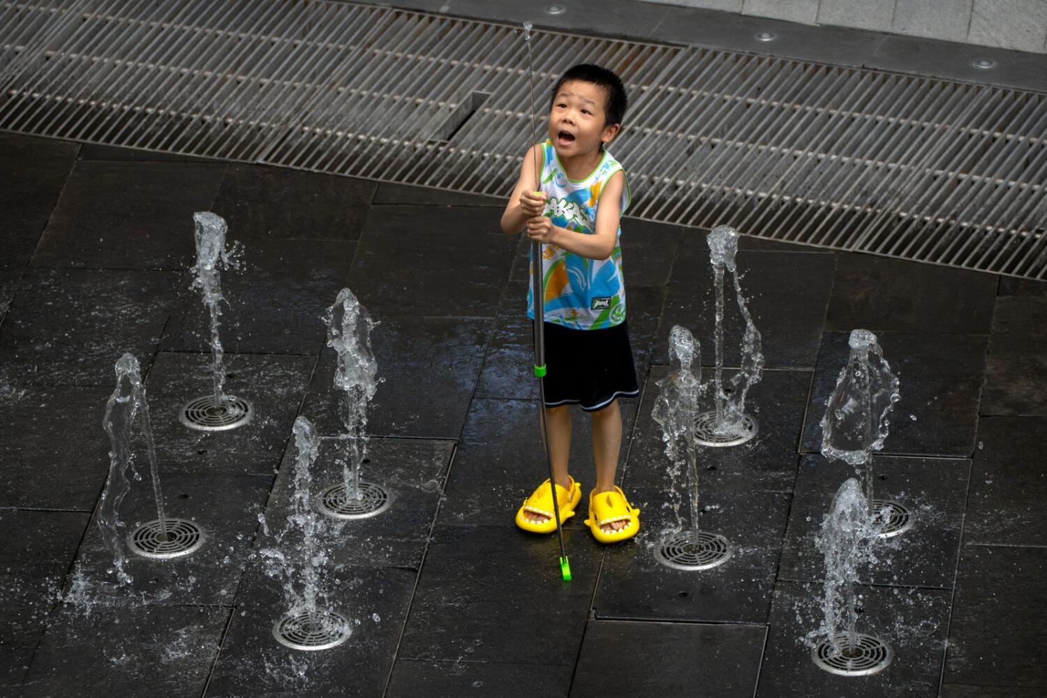 From waking up early to carrying water bottles: What UAE residents can do to cope with summer heat